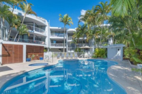 54 Noosa Pacific Resort Garden Poolside